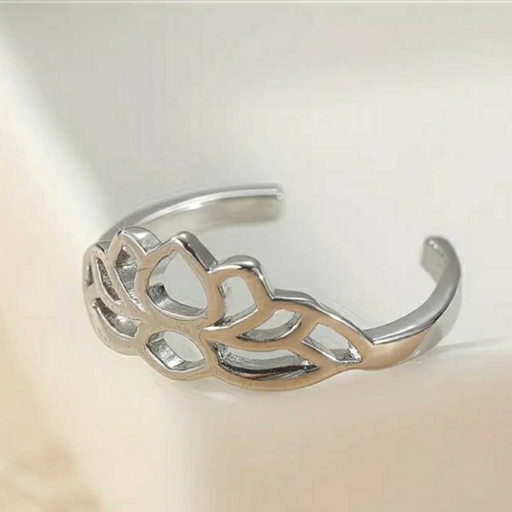Lotus Toe Ring Silver Adjustable or Finger 🤍 NEW - Picture 4 of 9